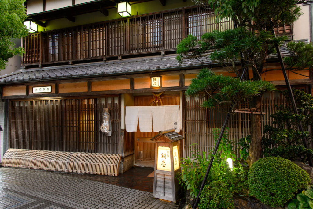 鯛屋旅館　店舗画像