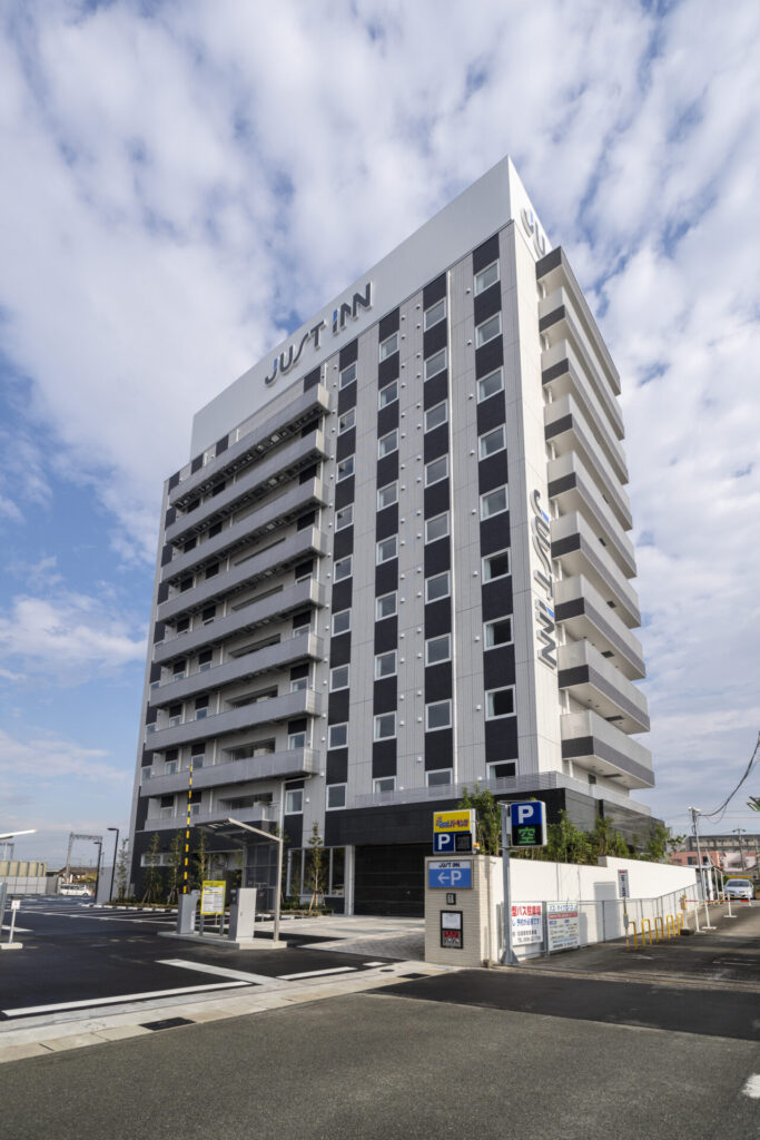 ジャストイン松阪駅前　店舗画像